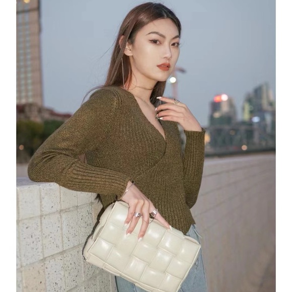 Bottega Veneta Padded Cassette Handbag - Picture 2 of 3